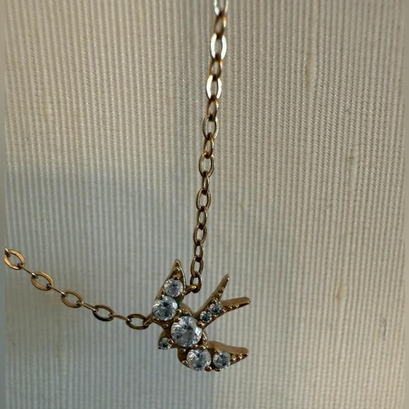 Nordstrom House Brand Nadari Costume Jewelry Gold Tone Swallow charm. - Picture 2 of 8